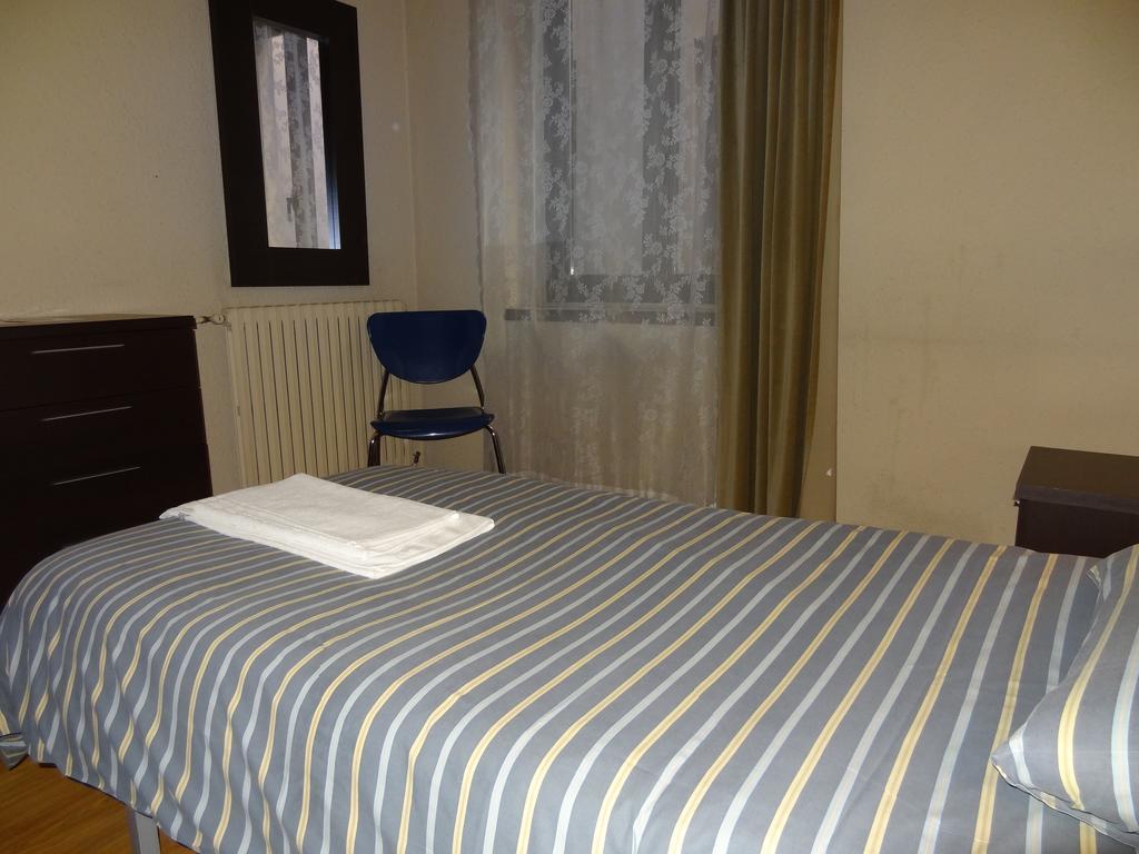 Hotel Hostal Cal Forner Andorra la Vella Pokoj fotografie